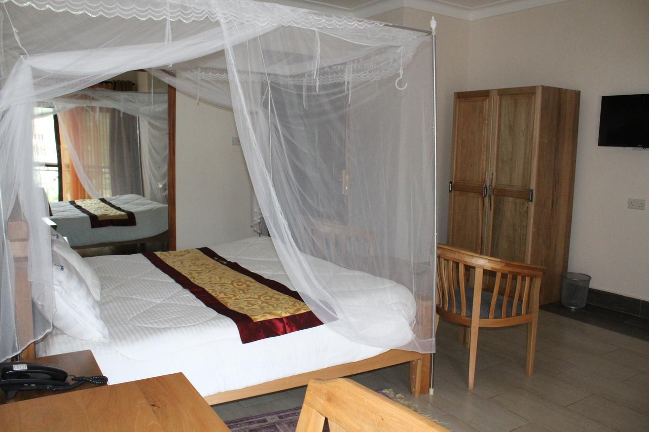 Cepha'S Inn Kabale Eksteriør billede